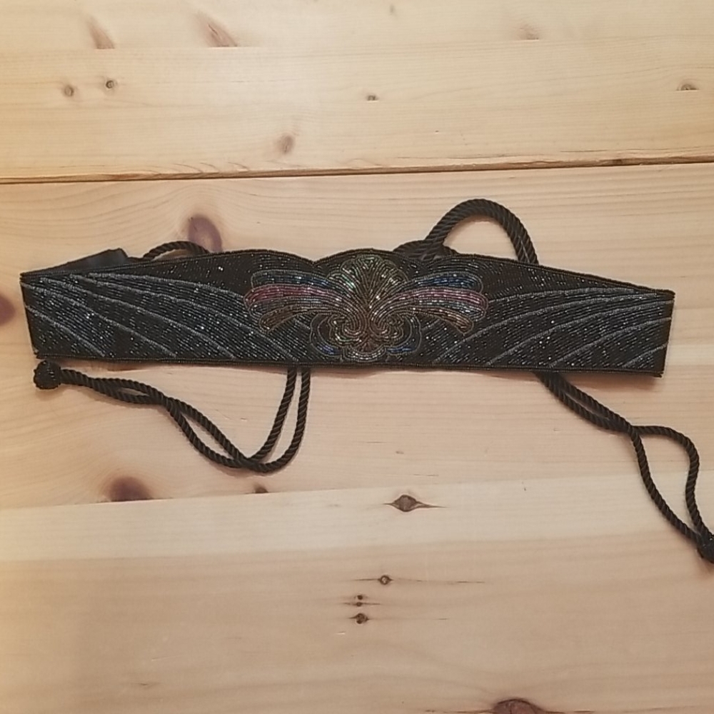 Vintage beaded belt, one size